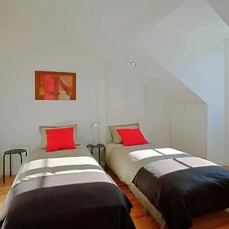 Alfama 2 - Attic With View Lisbon